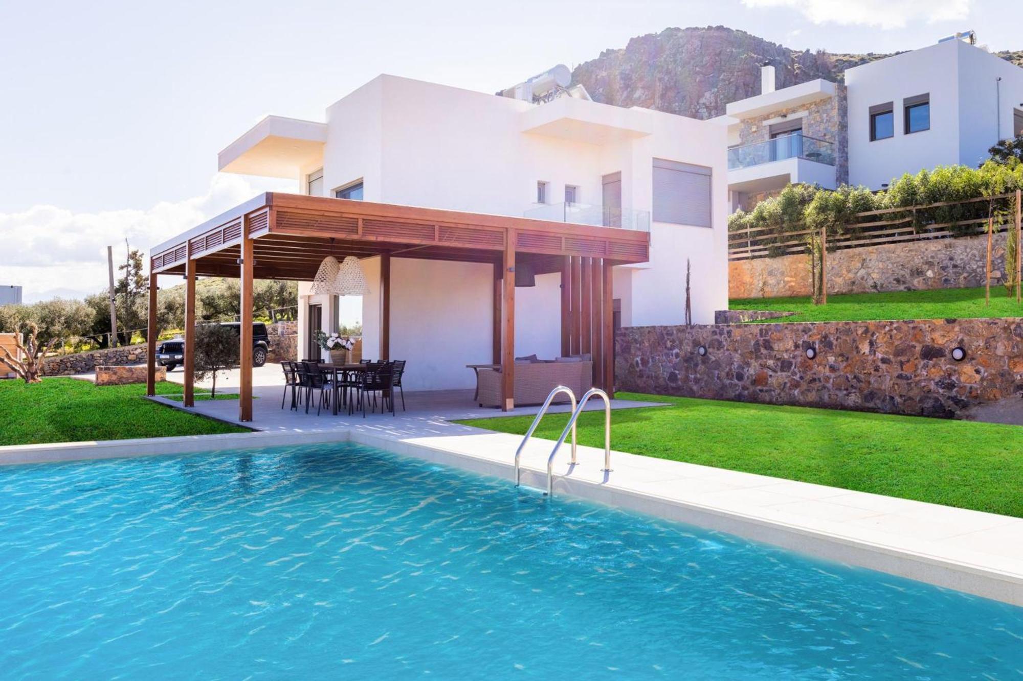 Luxury Villa U Kokkini Hani Экстерьер фото