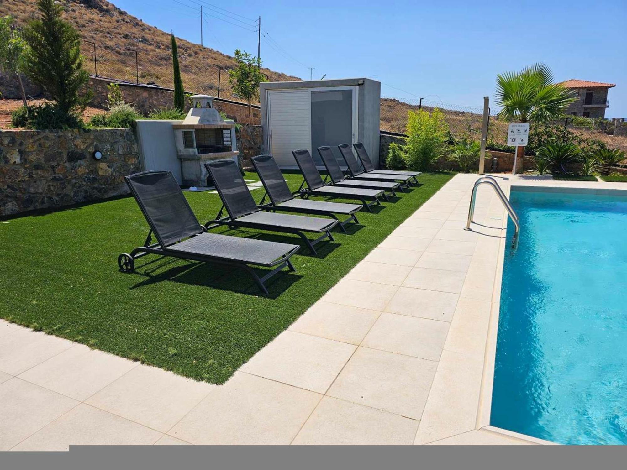 Luxury Villa U Kokkini Hani Экстерьер фото